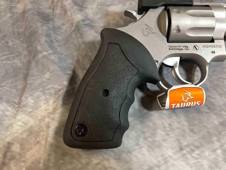 #10280-•-taurus-m66-357-mag-revolver,-sn:-ahd908310-image-5