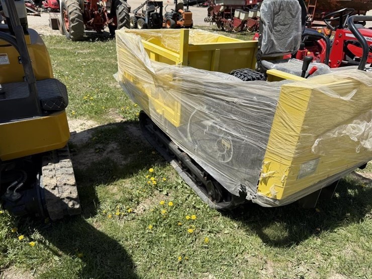 new-crawler-dumper-utility-vehicle-image-3