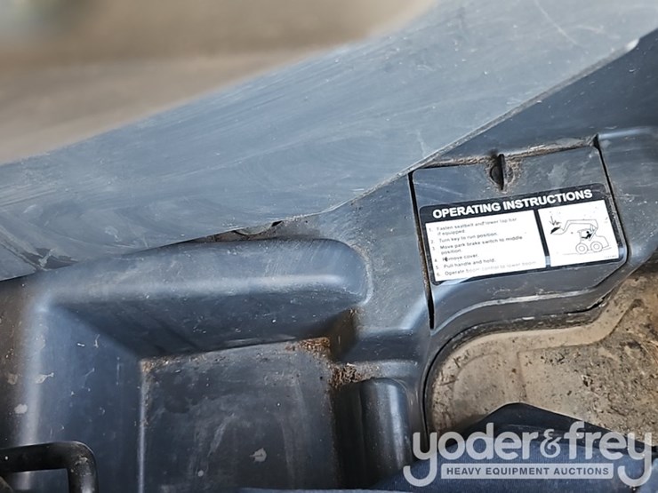 2024-deere-333g-image-50