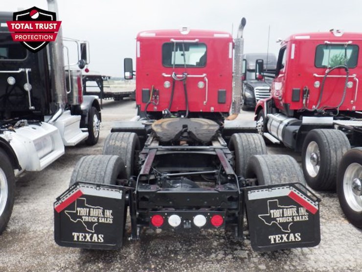 2023-kenworth-t680-image-9