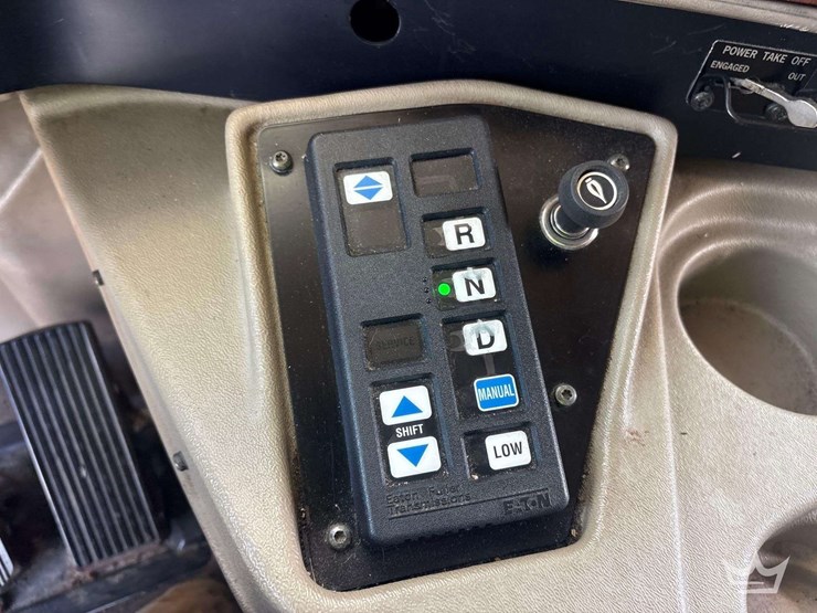 2007-international-9200i-image-12