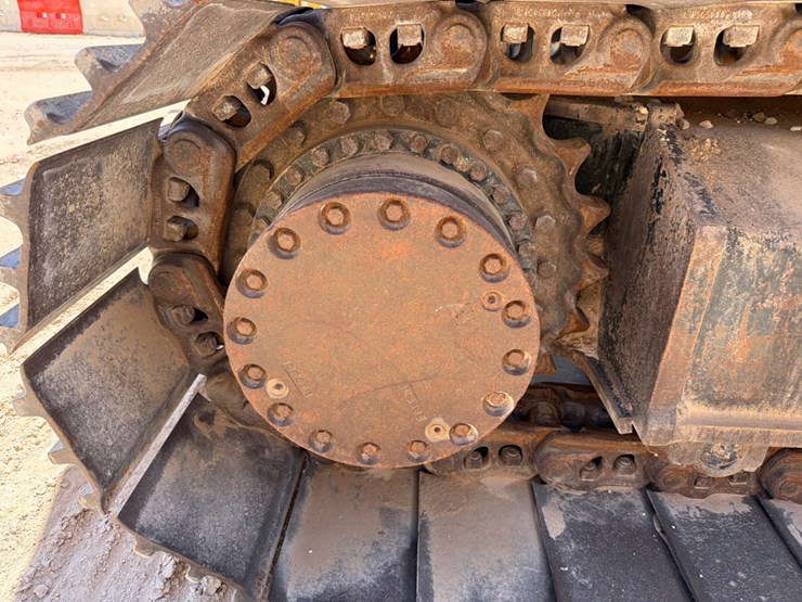 2005-deere-270c-lc-image-6