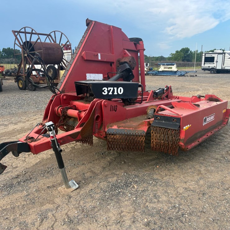 BUSH HOG 3710