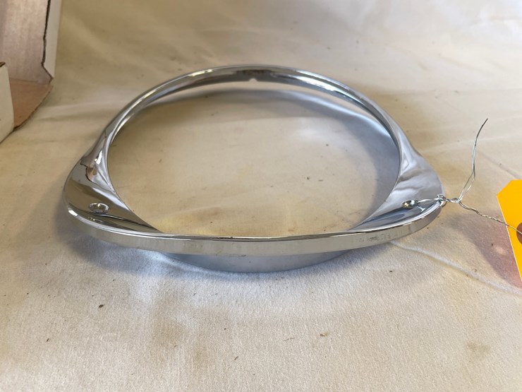 #5382-•-chevrolet-headlight-bezels-(las-cruces,-nm)-image-4