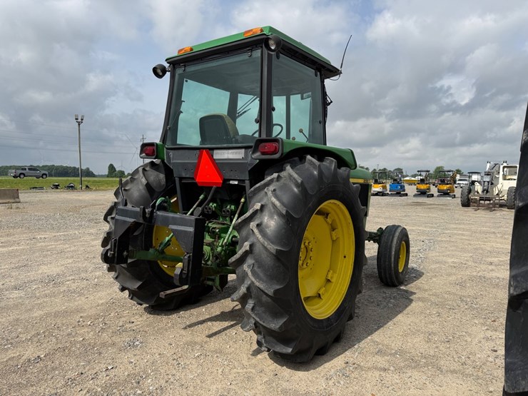 john-deere-2955-image-4