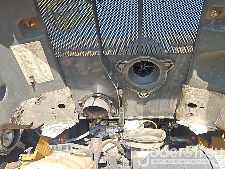 2024-deere-333g-image-27