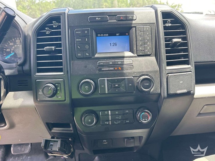 2019-ford-f150-image-18
