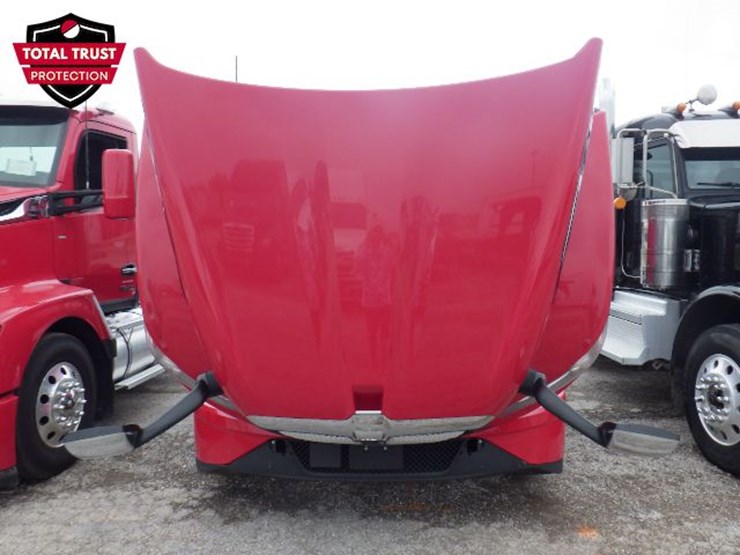 2023-kenworth-t680-image-21