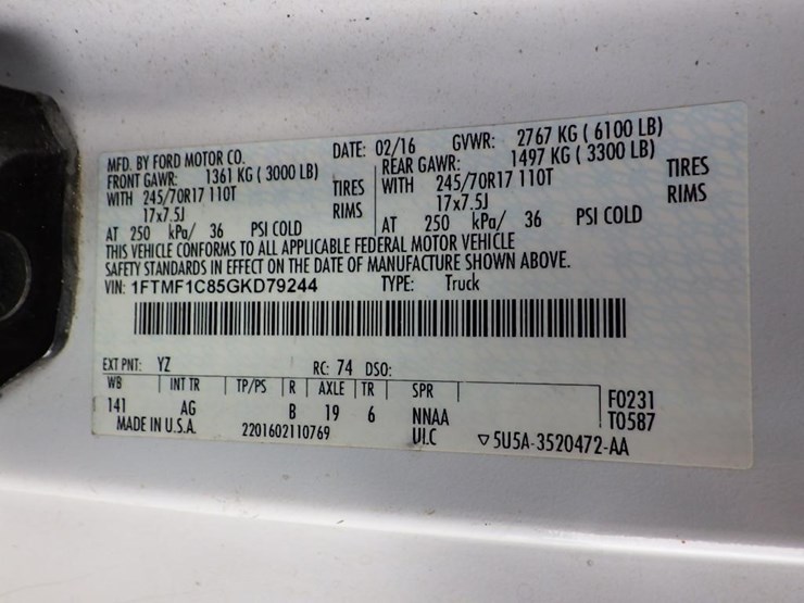 2016-ford-f150-image-38
