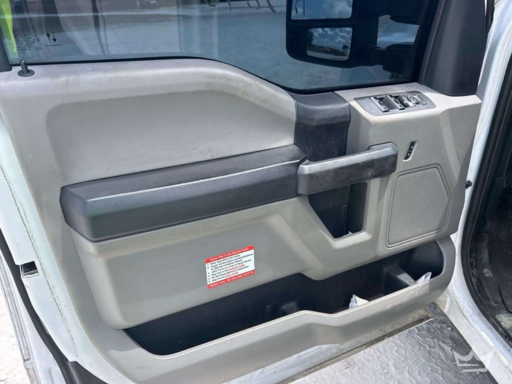 2019-ford-f150-image-11