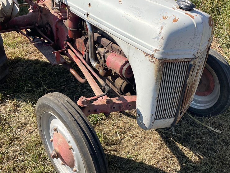 ford-tractor-image-13