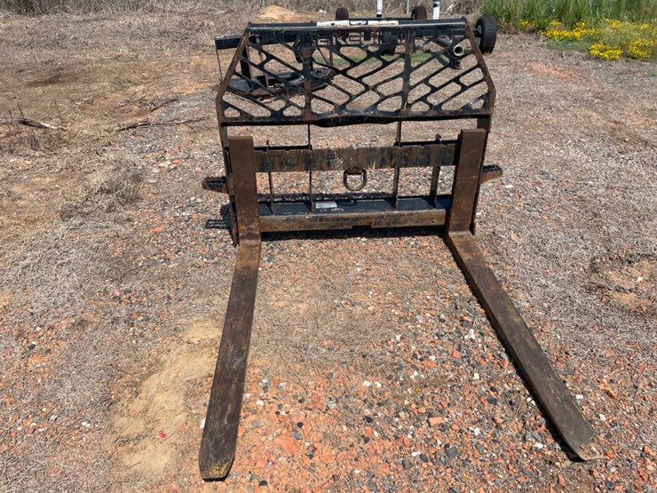 takeuchi-tl12v2-image-1