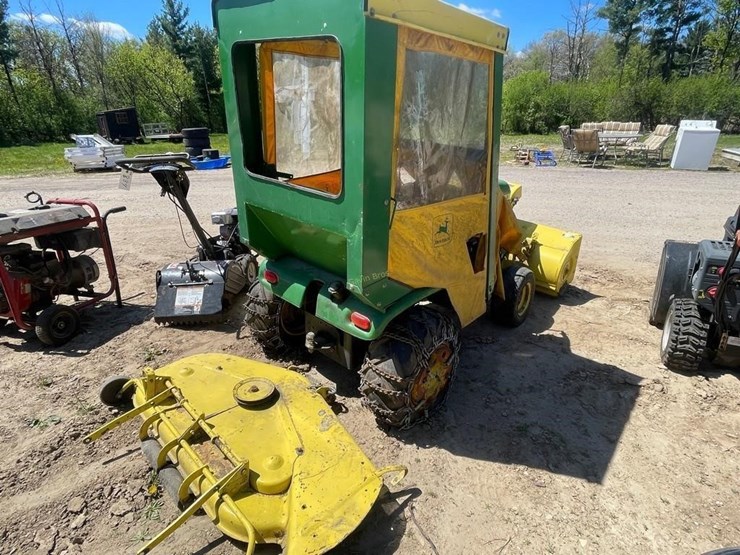 john-deere-312-image-4