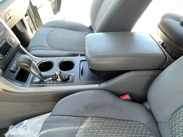 2011-chevrolet-traverse-image-60