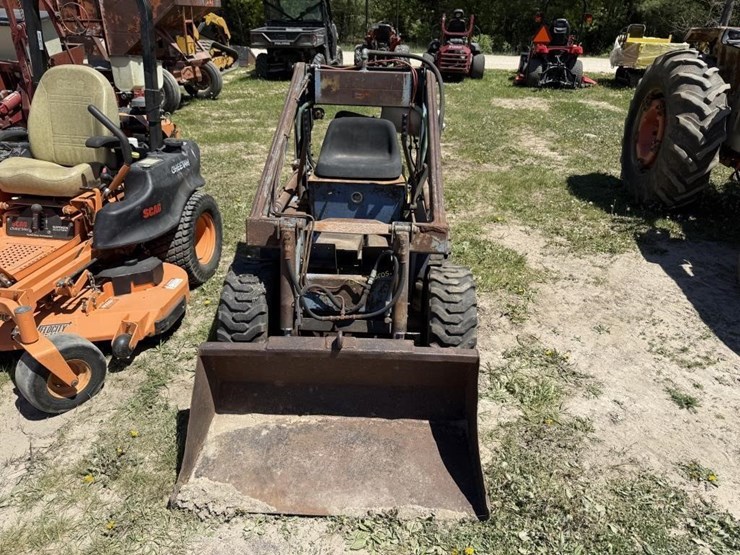 l-600-skidsteer-image-2