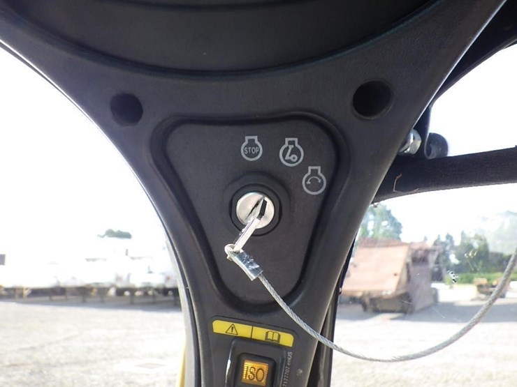 2022-bobcat-t550-image-43
