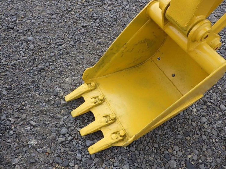 komatsu-pc28uu-image-20