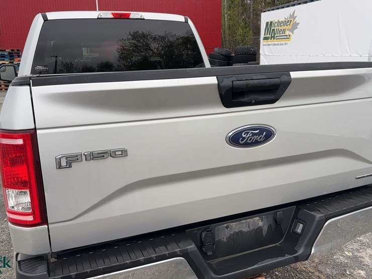 2016-ford-f150-image-26