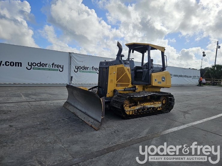 deere-450k-lgp-image-1