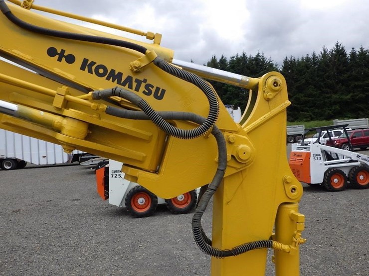 komatsu-pc28uu-image-23