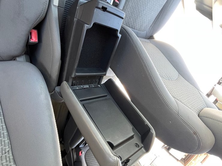 2011-chevrolet-traverse-image-80