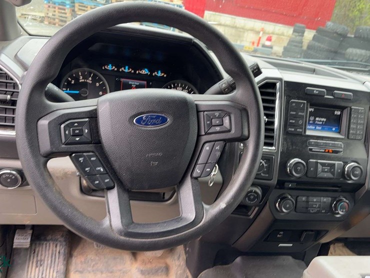 2016-ford-f150-image-16