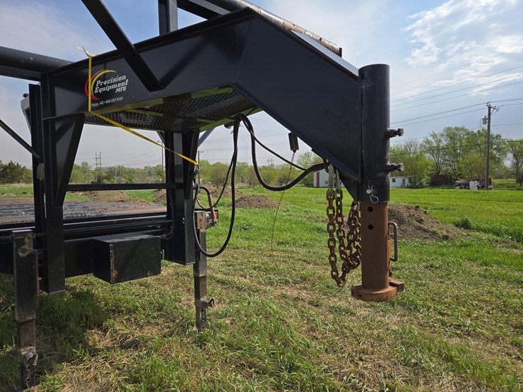 2015-precision-equipment-truss-gooseneck-trailer-image-12
