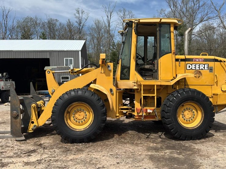 2001-john-deere-444h-image-2