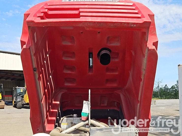 2022-atlas-copco-185-cfm-image-18