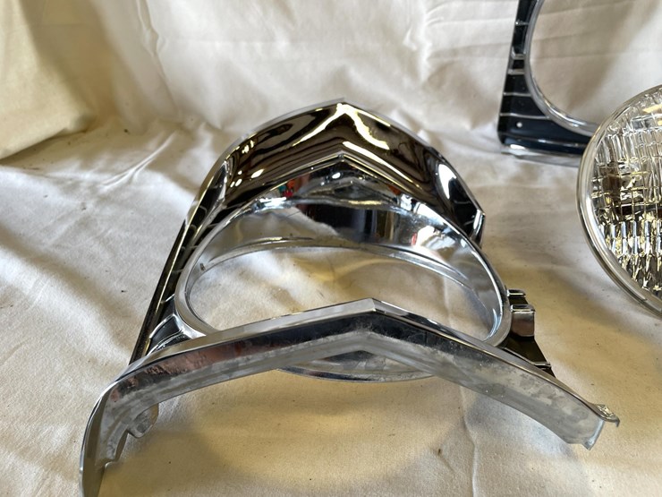 #5357-•-1967-chevrolet-nova-headlight-bezels,-lights-included-(las-cruces,-nm)-image-5