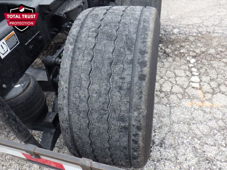 2023-kenworth-t680-image-8