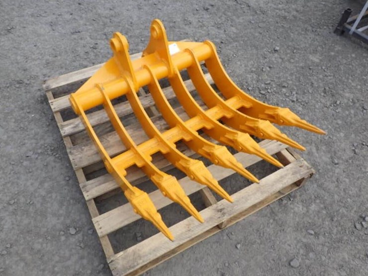 caterpillar-305-image-4