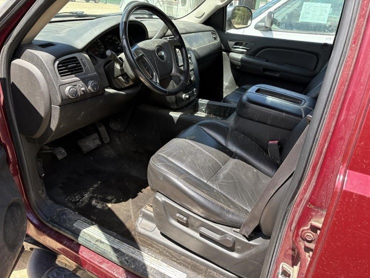 2007-chevrolet-avalanche-truck-image-11