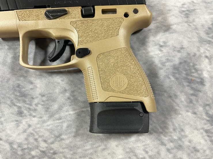 #10319-•-beretta-apx-a1-9mm-luger-pistol,-sn:-axc182204-image-8