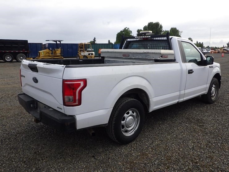 2016-ford-f150-image-5