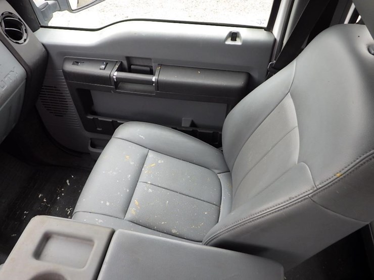 2011-ford-f350-image-42