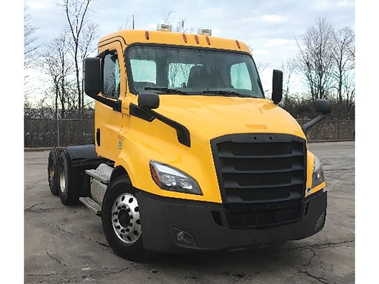 2018-freightliner-cascadia-116-image-1