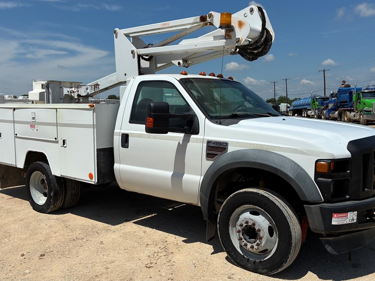 2008-ford-f450-image-3