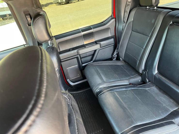2019-ford-f150-image-54