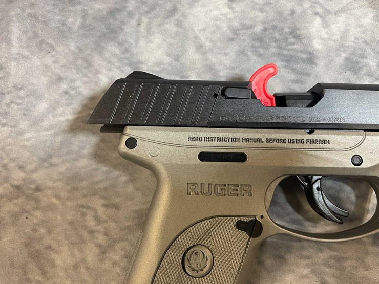 #10281-•-ruger-ec9s-9mm-luger-pistol,-sn:-461-74121-image-4