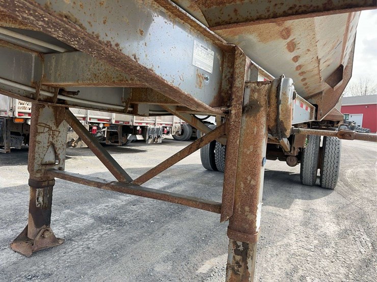 2010-manac-end-dump-image-16