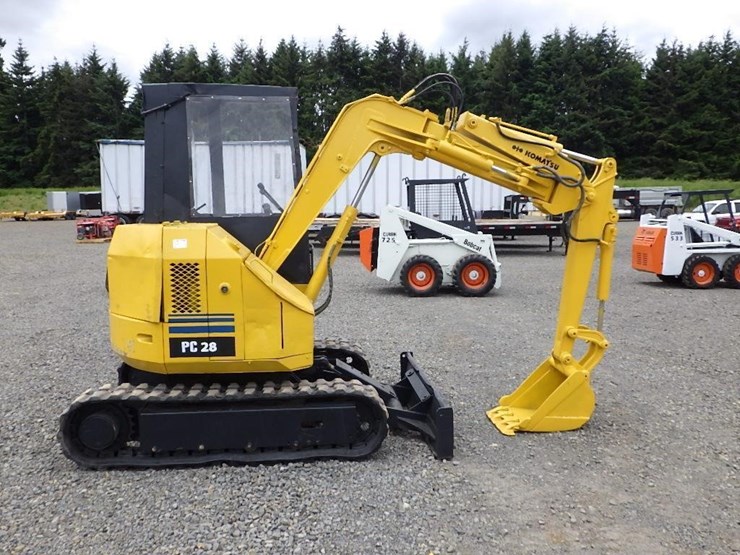 komatsu-pc28uu-image-3