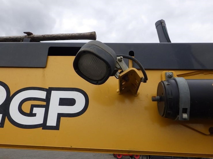 2016-deere-772gp-image-26
