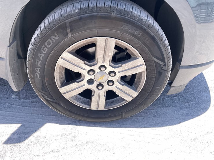 2011-chevrolet-traverse-image-13