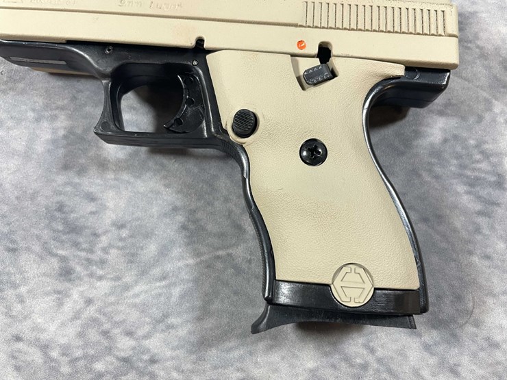 #10320-•-hi-point-c9-9mm-luger-pistol,-sn:-10169654-image-6
