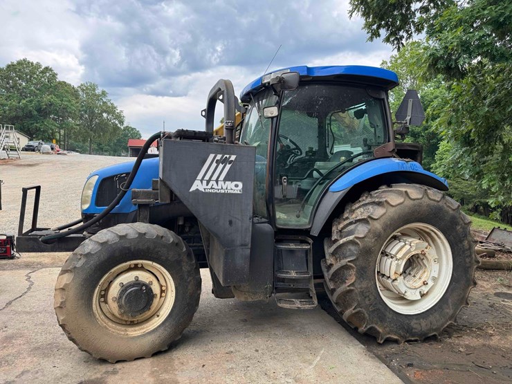 2005-new-holland-ts115a-image-3