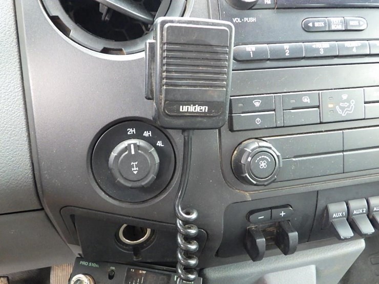 2011-ford-f350-image-39