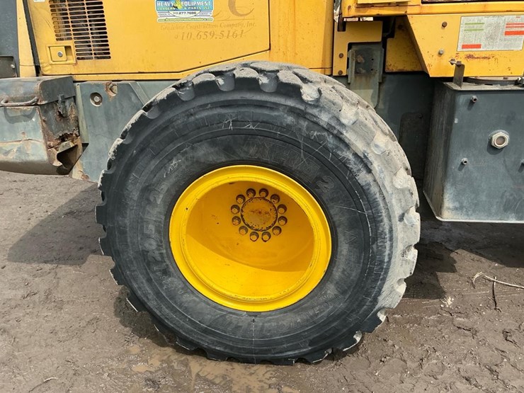 komatsu-wa200pt-image-44