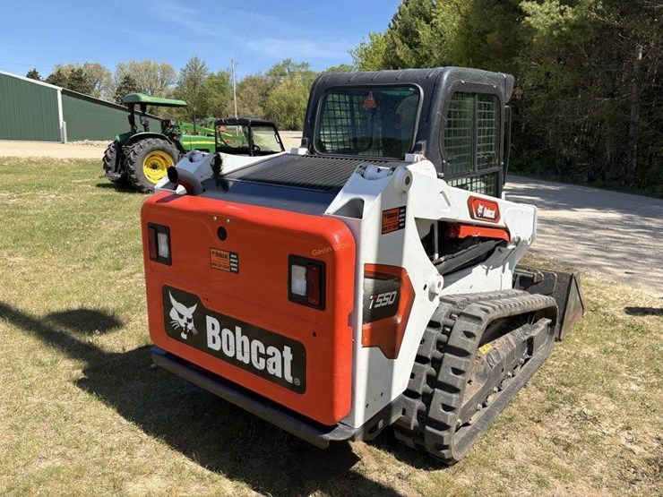 2022-bobcat-t550-image-8