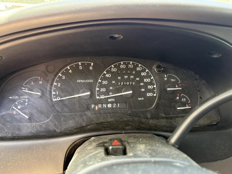 2000-ford-ranger-xlt-image-9